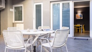 Apartment (1 Bedroom) | Outdoor dining - Italianway - Giovanni Amadeo 48 (Milan)