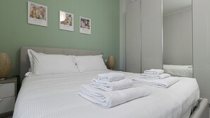 Apartment (1 Bedroom) | 1 bedroom, Egyptian cotton sheets, premium bedding, iron/ironing board - Italianway - Arbe 95 (Milan)