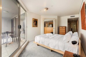 1 bedroom, iron/ironing board, WiFi