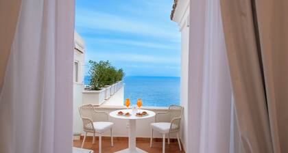 Villa Francesco Luxury Suites