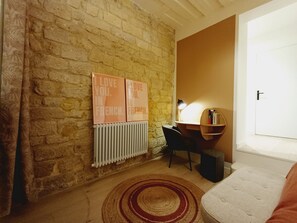 Interior - Charming apartment Marais – quiet courtyard, 2 guests, central Paris (Paris)