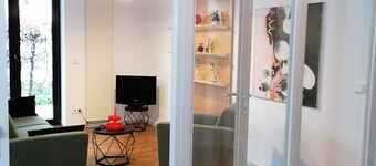Exklusive Ferienwohnung in Architekten Villa - Nähe Theater