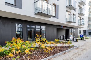 Exterior - Mokotów Business Center by Renters (Warsaw)