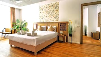 Superior Family Room | 1 bedroom, individually decorated, soundproofing, free WiFi