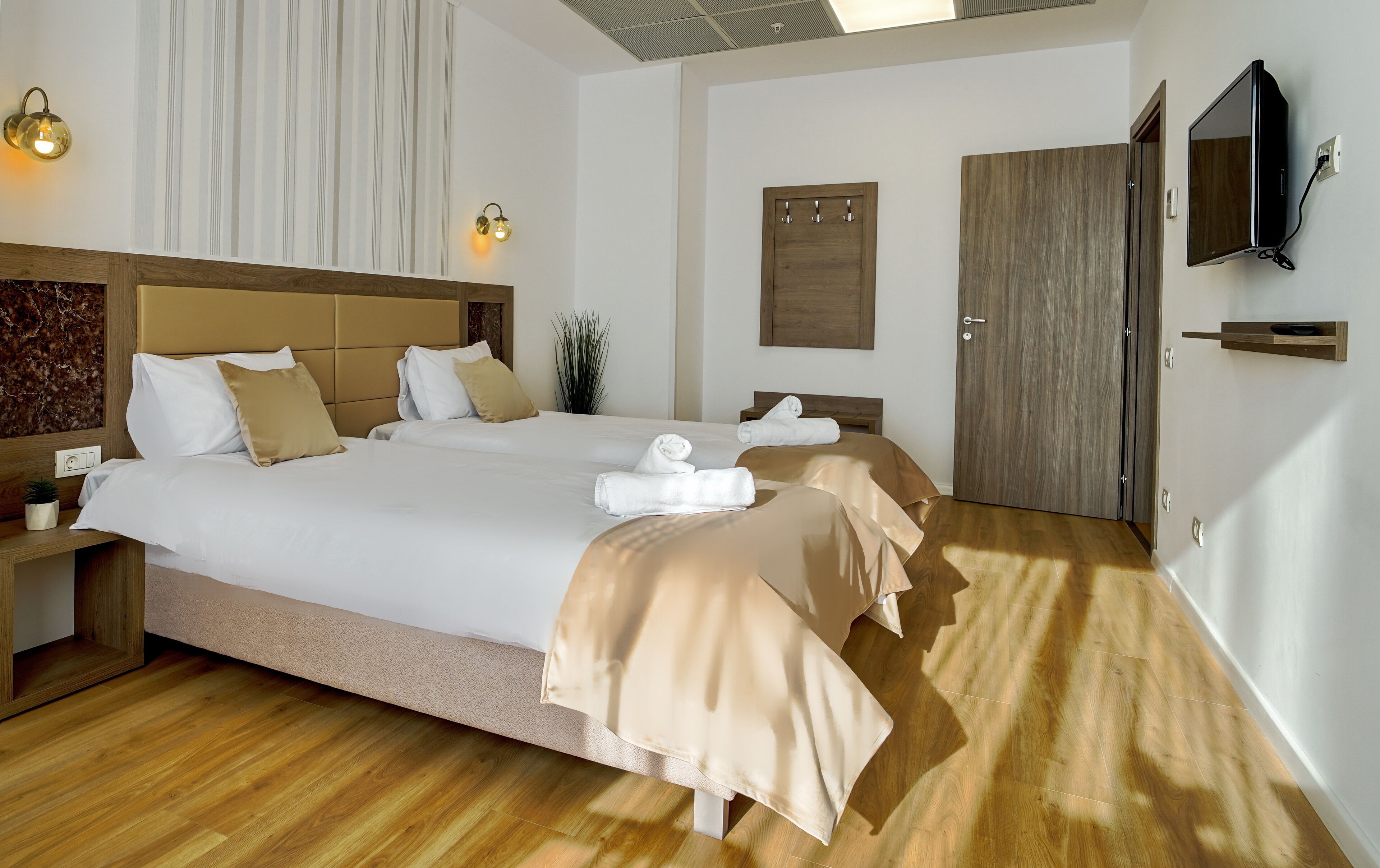 Photo - Sir Fundeni Hotel