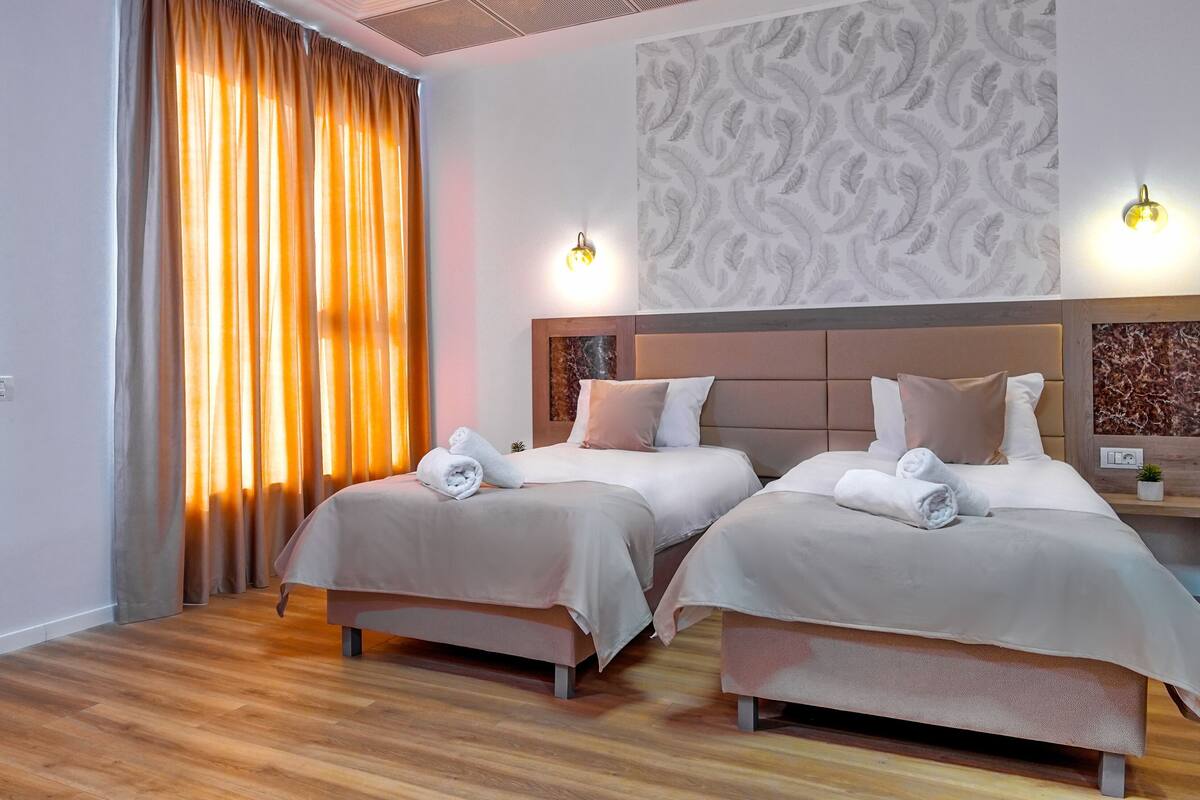Standard twin room | 방음 설비, 무료 WiFi, 각각 다른 스타일의 인테리어