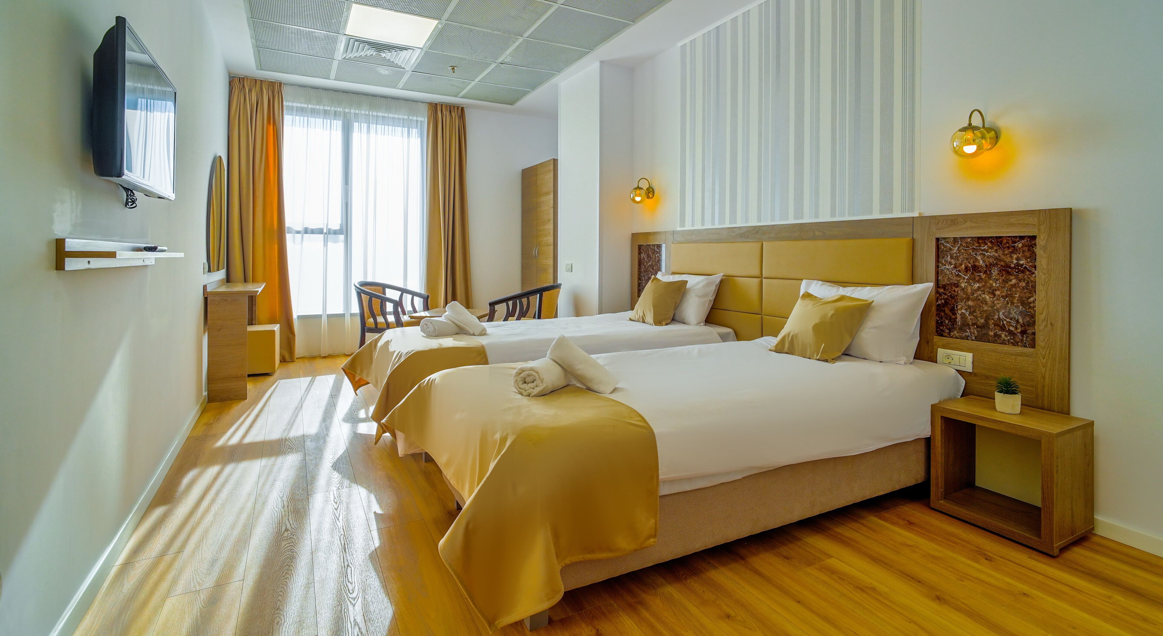 Photo - Sir Fundeni Hotel