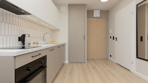 Luokittelematon kuva, 4 kautta 28, painike