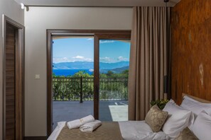 4 Schlafzimmer, Schreibtisch, Bügeleisen/Bügelbrett, WLAN