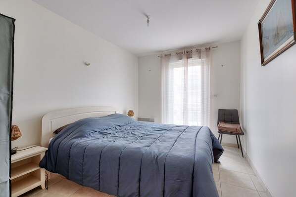 2 bedrooms