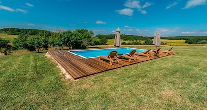 La Grange Blanche - Six Chambres Villa, Couchages 12