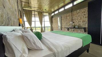 1 chambre, fer et planche Ă repasser, Wi-Fi, draps fournis