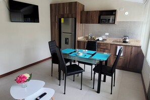 Dining - Suite moderna 301. La Mejor Ubicación

 (Quito)
