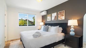 2 habitaciones, escritorio, tabla de planchar con plancha y wifi