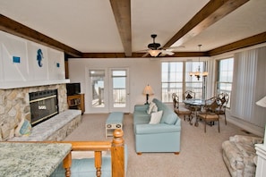 DVD player - Ocean Reef 4-B1, Oceanfront Condo in Emerald Isle, NC! (Emerald Isle)