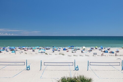 Palm Cottage I At The Grove, Oceanfront House in Atlantic Beach, NC!