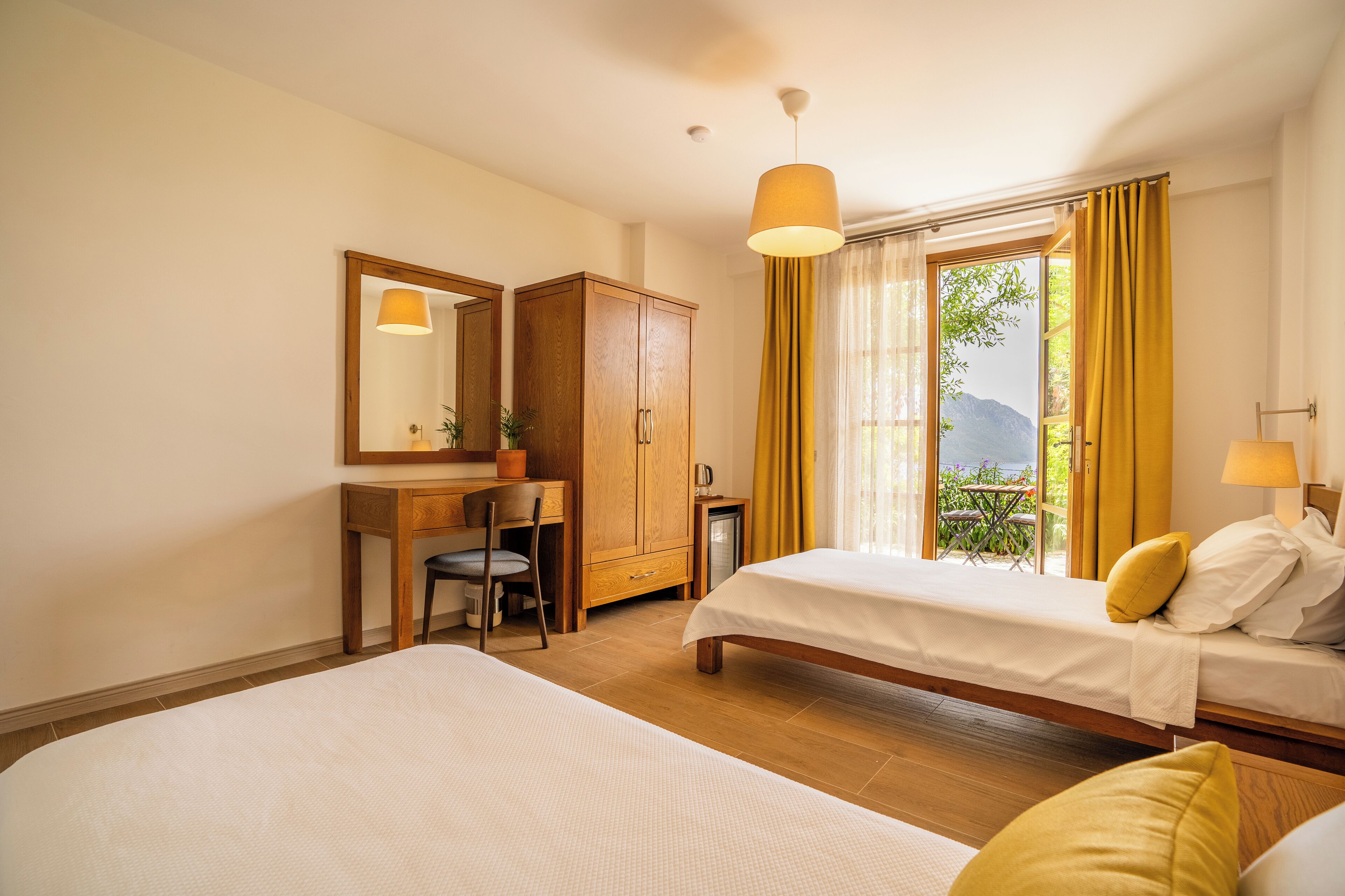 Superior Twin Room, Terrace, Garden View | Hypo-allergenic bedding, minibar, soundproofing, bed sheets