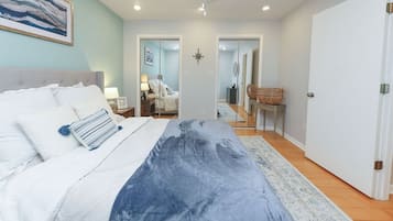 3 bedrooms, iron/ironing board, travel cot, WiFi