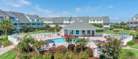 المنشأة من الخارج