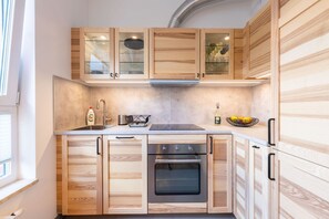 公寓 | 私人廚房 | 大型冰箱、烤箱、爐台、洗碗機