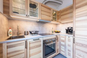 Apartment | Private kitchen | Full-sized fridge, oven, stovetop, dishwasher - Harmony Deluxe by 3City Rentals (Gdansk)