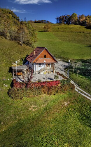 Valley view Holiday Home Mrak with sauna