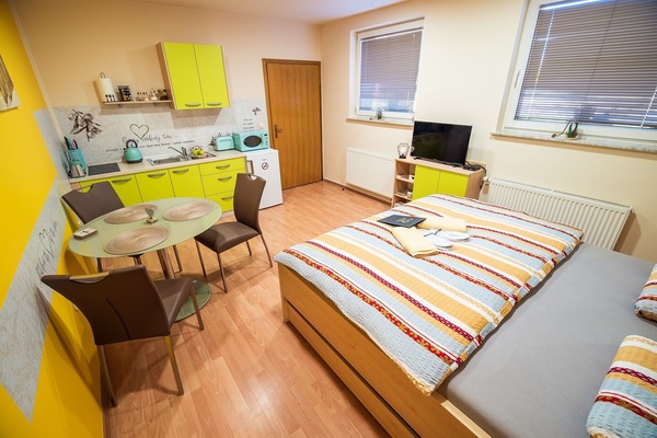 Photo of the whole room