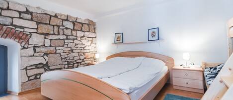 1 間睡房、熨斗/熨衫板、Wi-Fi、床單