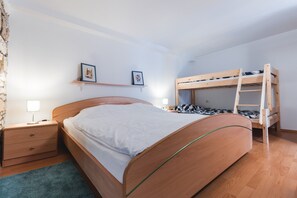 1 Schlafzimmer, Bügeleisen/Bügelbrett, WLAN, Bettwäsche