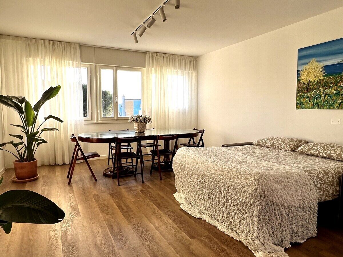 3 bedrooms, soundproofing, iron/ironing board, WiFi