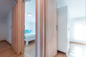 3 Schlafzimmer, Bügeleisen/Bügelbrett, Internetzugang, Bettwäsche