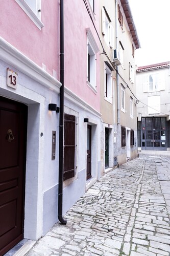 Apartments Bella Tara - Studio in old town Piran