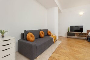Living room - Studio in Warsaw Center by Renters (Warsaw)