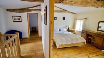 3 Schlafzimmer, Bügeleisen/Bügelbrett, Reisekinderbett, kostenloses WLAN