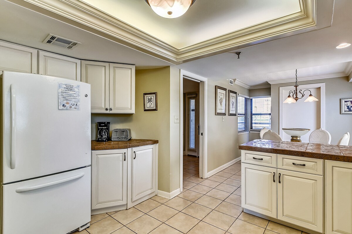 Photo 9 of Inlet Reef 109 is a gulf front 3 BR sleeps 8