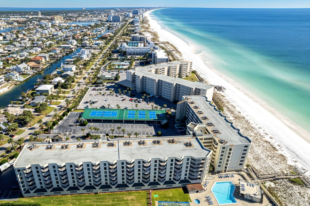 Photo 41 of IR 210 is a 2 BR Gulf View Pet Friendly condo with Washer/Dryer