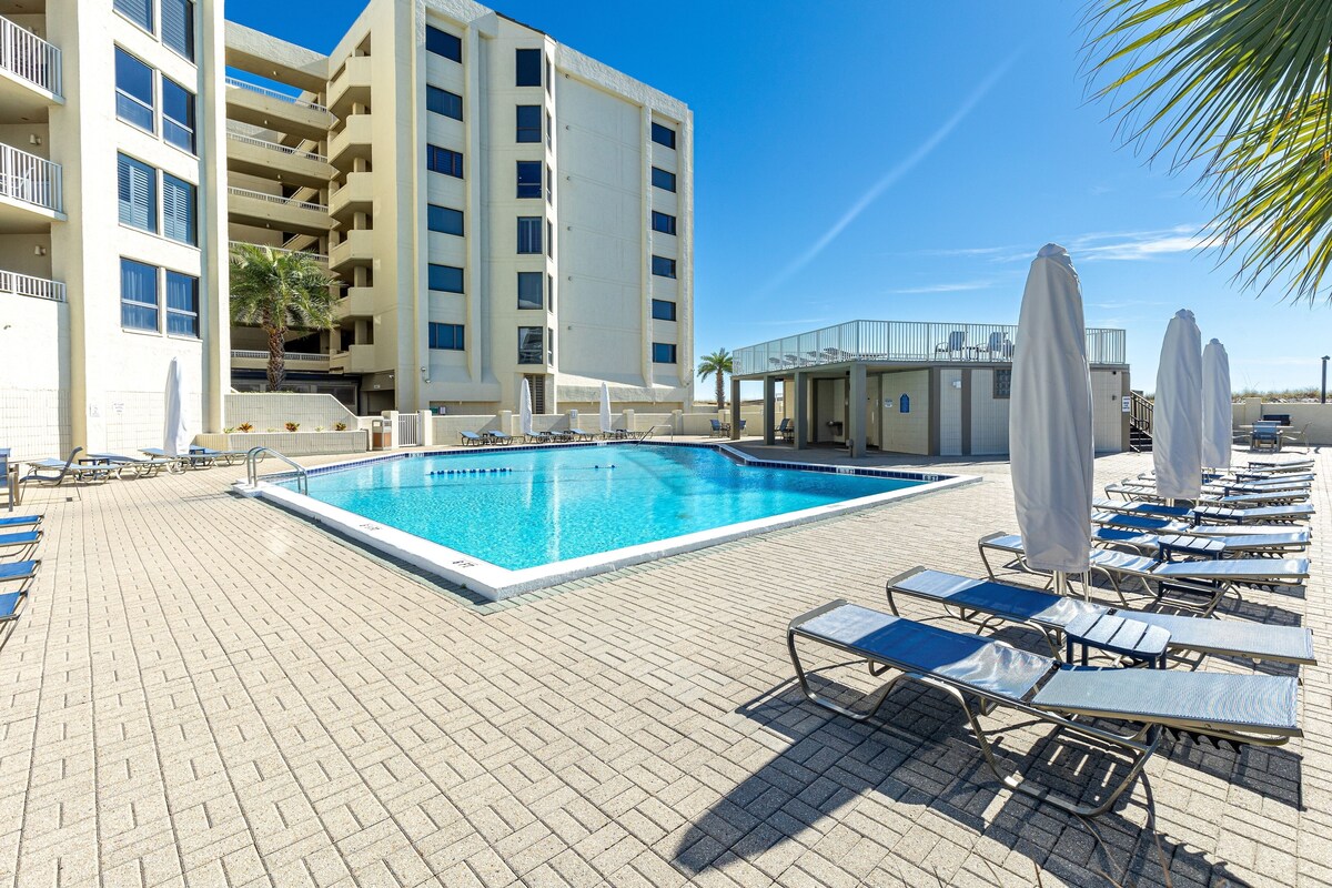 Photo 65 of IR 210 is a 2 BR Gulf View Pet Friendly condo with Washer/Dryer