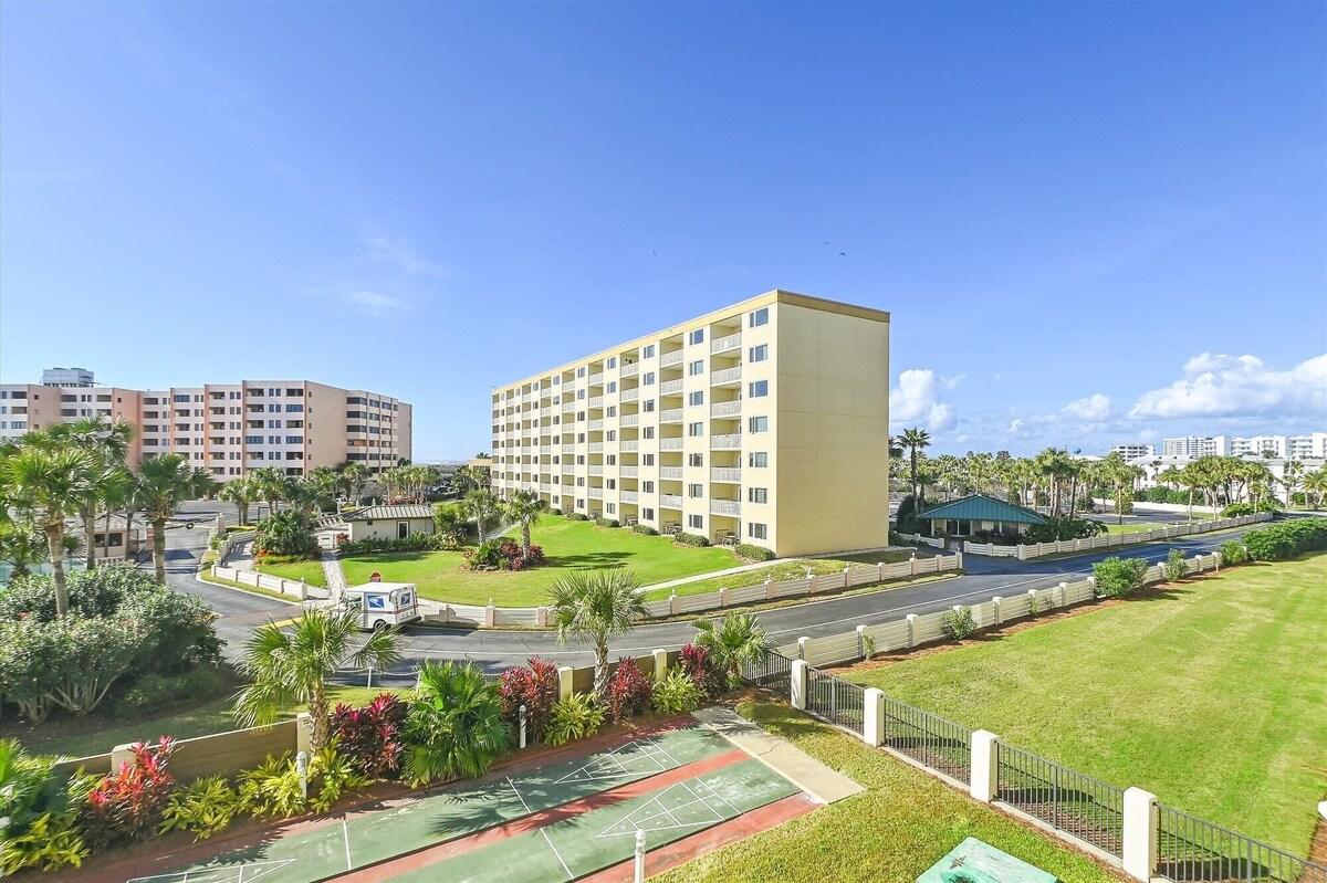 Photo 35 of IR 210 is a 2 BR Gulf View Pet Friendly condo with Washer/Dryer