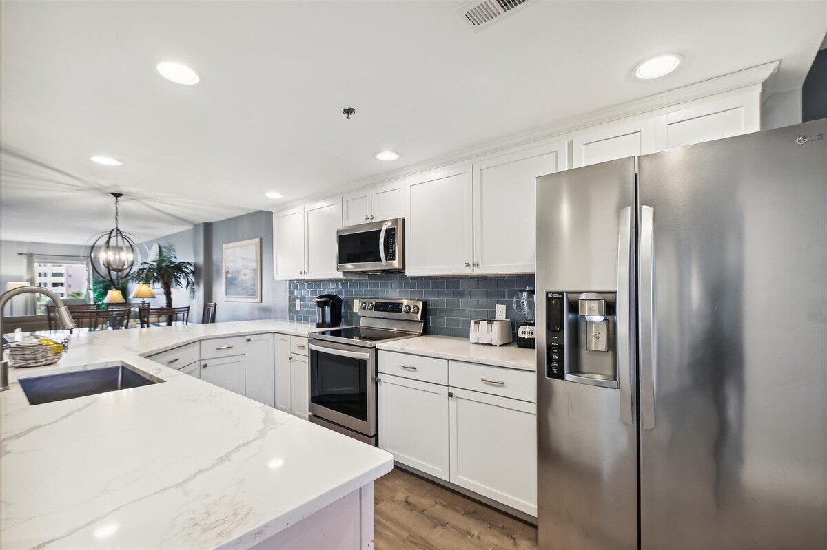 Photo 13 of IR 210 is a 2 BR Gulf View Pet Friendly condo with Washer/Dryer