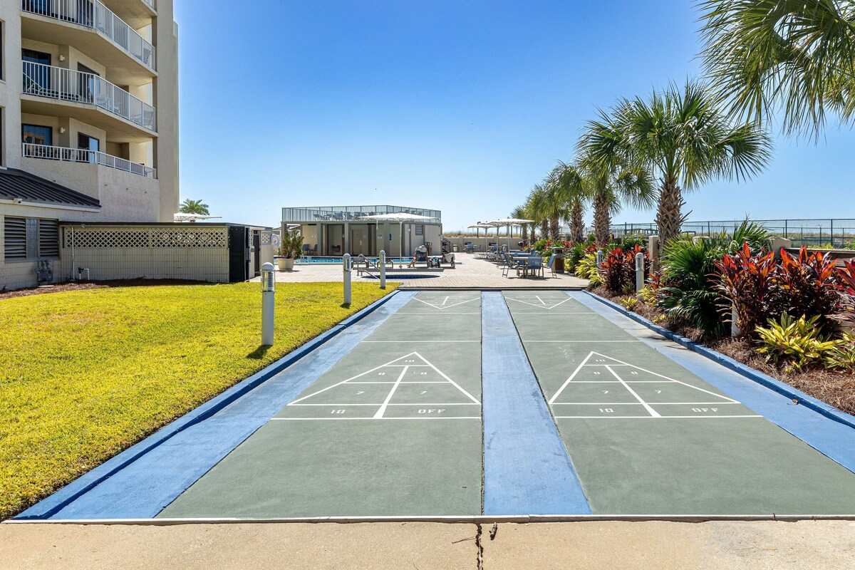 Photo 51 of IR 217 2 BR with Sunset Views sits beachside with easy access