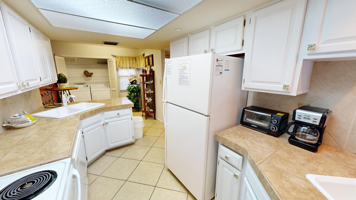 Photo 7 of IR 217 2 BR with Sunset Views sits beachside with easy access