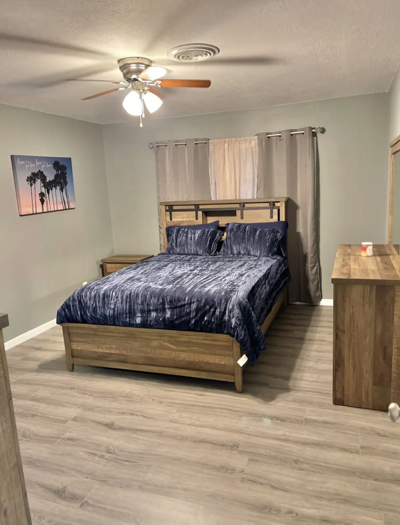 3 chambres, bureau, fer et planche à repasser, Wi-Fi gratuit