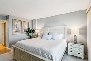 2 slaapkamers, een strijkplank/strijkijzer, gratis wifi, beddengoed