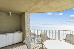 Outdoor dining - IR 503 is a 2 BR Gulf front with washer/dryer - no weekly minimum (Destin)