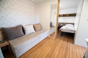 3 habitaciones, acceso a internet y ropa de cama 