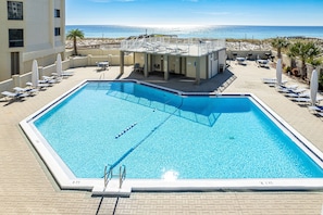 Pool - IR 610 is an Amazing 2 BR 2 Ba with Large Balcony and Awesome views! (Destin)