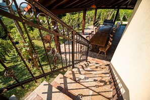 Property grounds - Two Bedroom Holiday Home with Terrace & BBQ (Cerklje ob Krki)