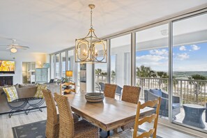 Interior - Oceania 207- Updated 3BR Gulf front unit with almost 2000 sf (Destin)