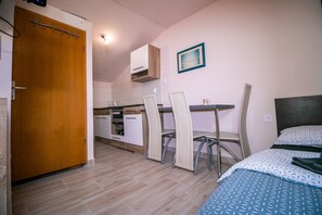 1 bedroom, Internet, bed sheets