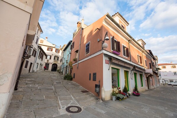 Exterior - Casa Da Ponte - Two bedroom apartment (Koper)